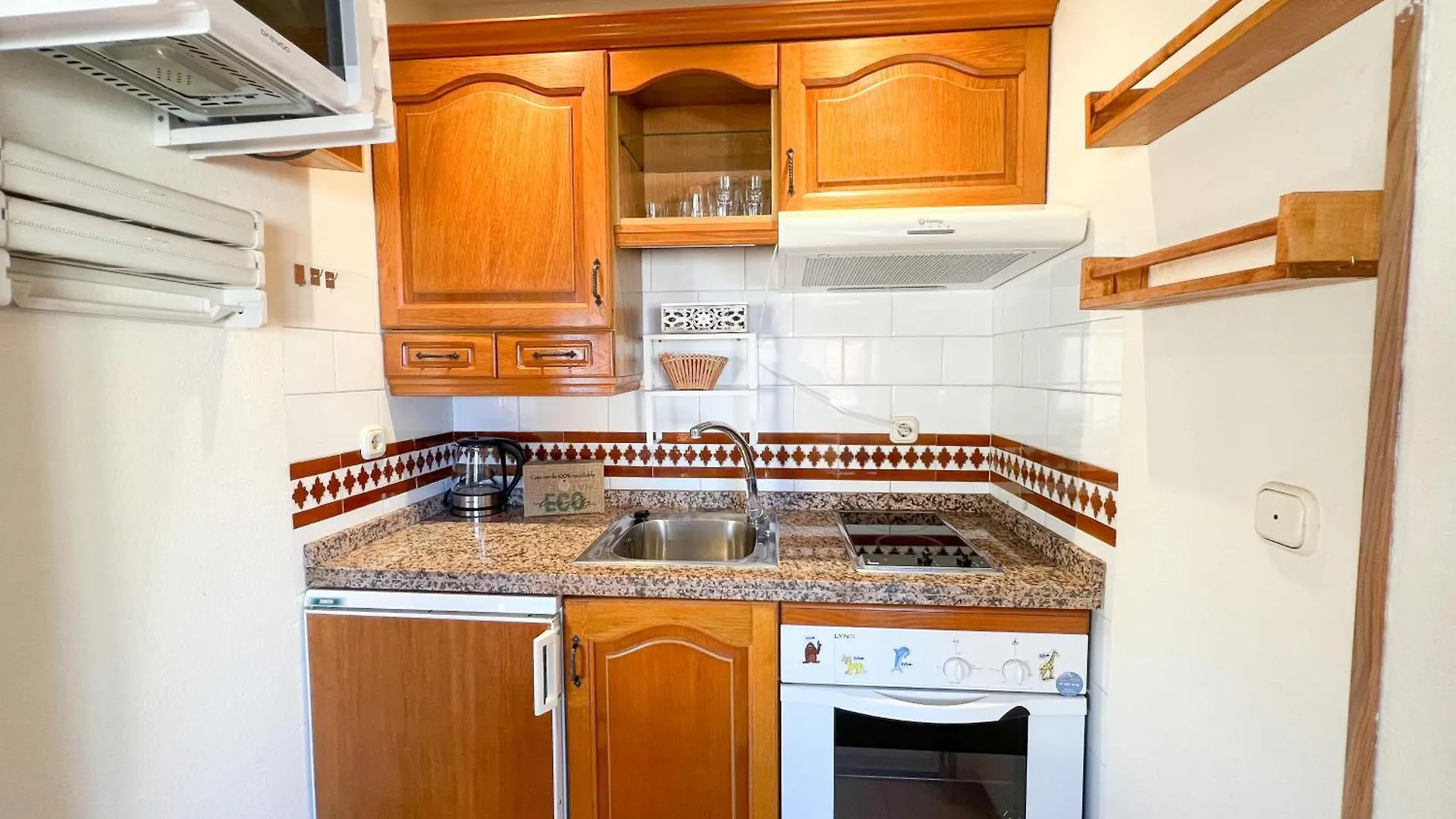 Carihuela Beach, Club San Antonio, Torremolinos Malaga Apartamento