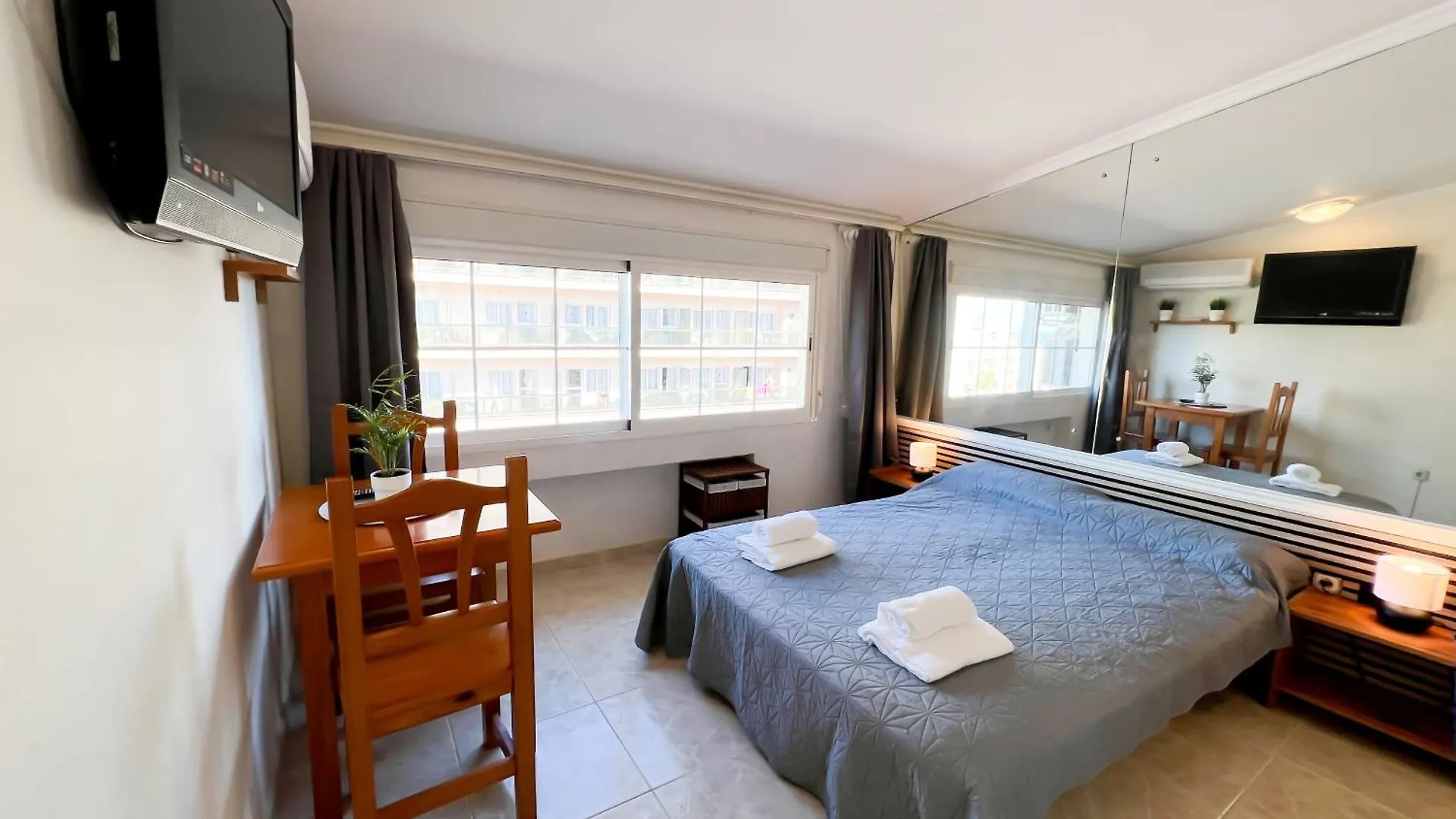 Lägenhet Carihuela Beach, Club San Antonio, Torremolinos Malaga