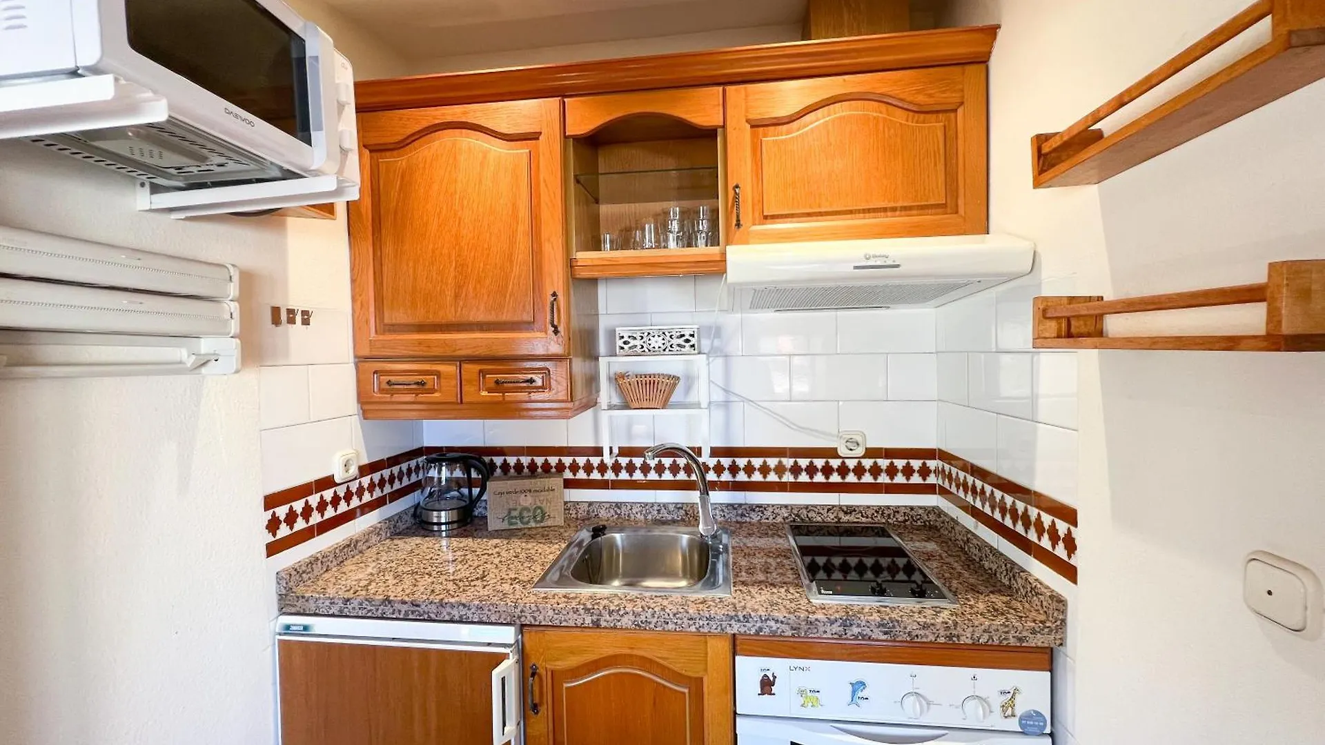 Apartment Carihuela Beach, Club San Antonio, Torremolinos Malaga